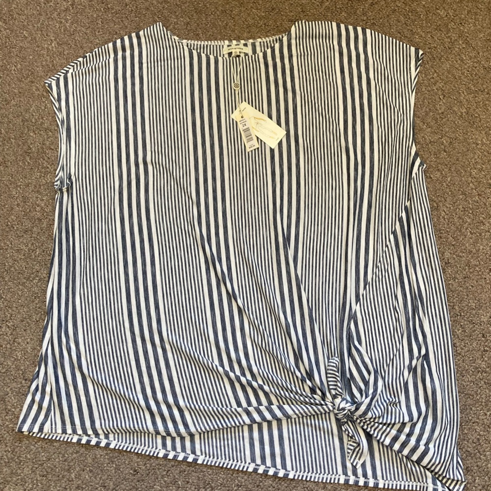 NWT Max Studio Women’s Sleeveless Top Size 2X Blue & White Stripes Side Knot